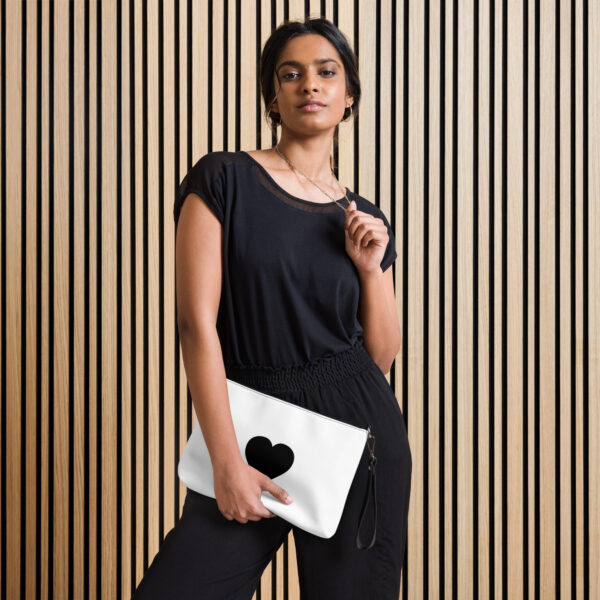 Crossbody bag - Heart Black and White - Image 2