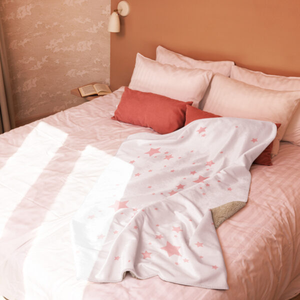 Blanket Sherpa - Pink Stars - Image 3